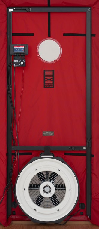 Blower Door testa ventilators un mērierīce